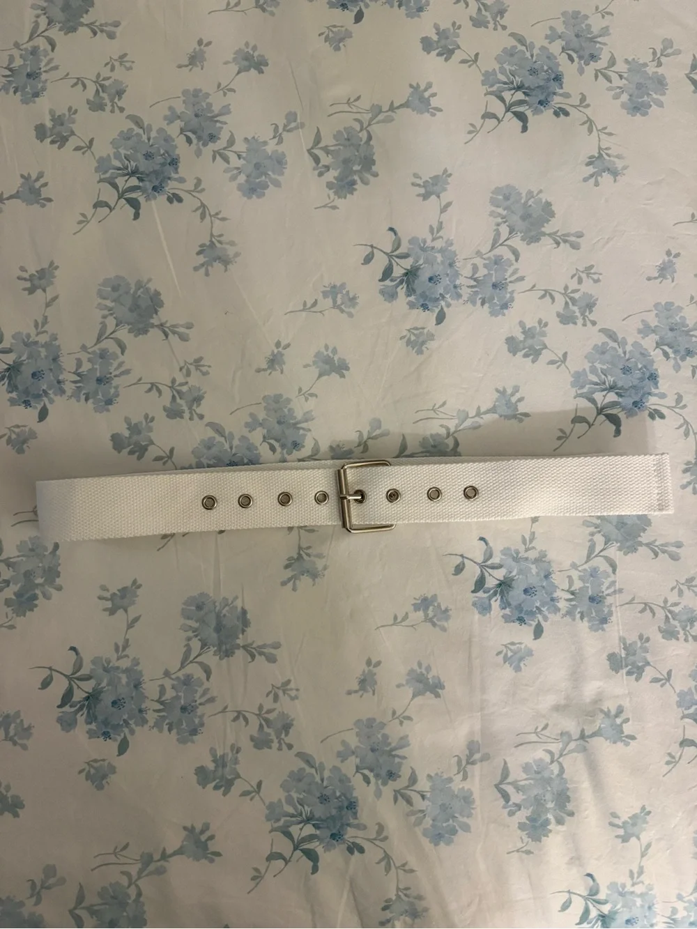 White Canvas Women's Belt with Silver Buckle